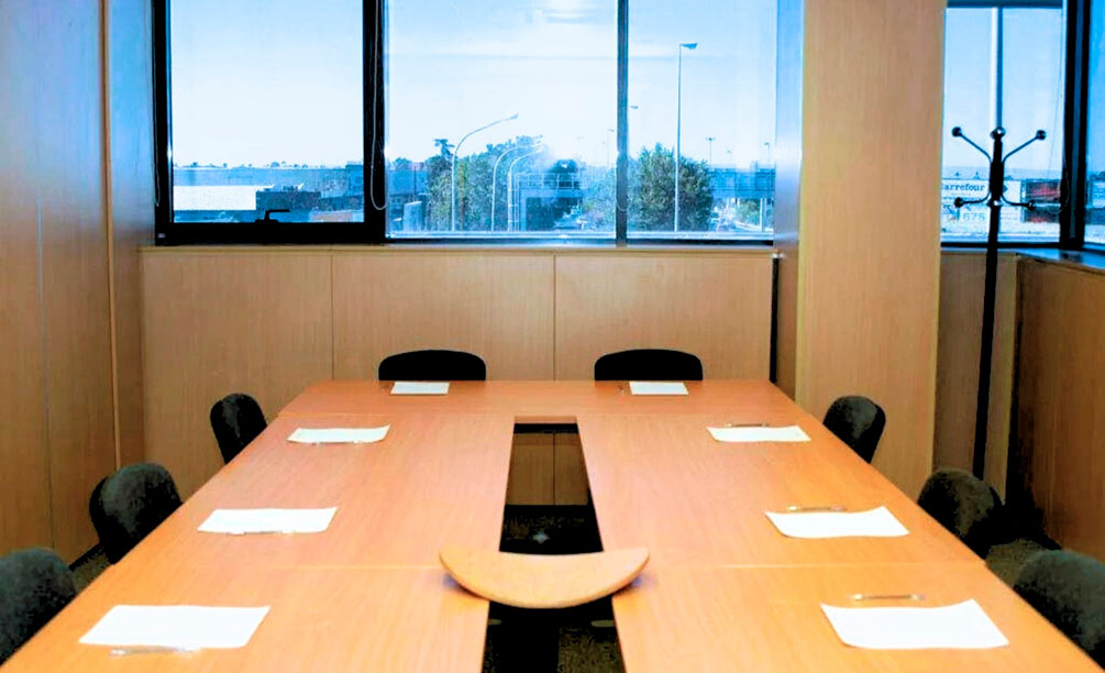 sala de reuniones centro de negocios